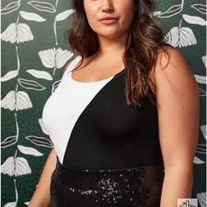 Torrid 2X Sylvia Mollie Super Soft Black & White Scoop Neck Tank Top EUC